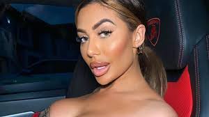 Elettra miura lamborghini (bolonia, 17 de mayo de 1994) es una figura de la televisión, cantante, modelo, presentadora y jinete italiana, conocida por su participación en super shore. Nach Rausschmiss Chloe Ferry Darf Wieder Zu Geordie Shore Promiflash De