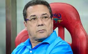 Make social videos in an instant: Vanderlei Luxemburgo Guardiola Es Mas Marketing Que Tecnico Honduras Soccer