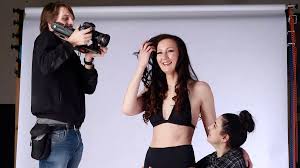 Worlds tallest model says she struggles to meet men put off by 6ft 9in  frame - The Mirror