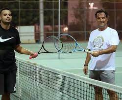 Maybe you would like to learn more about one of these? Adwnis Gewrgiadhs Tenis Epai3e Kai En8oysiasthke Me To Apotelesma Toy Agwna Pics Eidhseis Pagenews Gr
