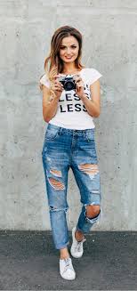 Calça Jeans Que Está Na Moda 2020 Tendencias Da Moda Para O Verao 2020 Site De Beleza E Moda Tendencias Da Moda Tendencias Da Moda Verao Moda