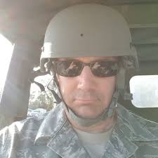 One year apart! Currently bulking for the winter months 🥶