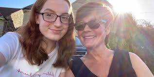 Olivia Rotchell (@ORotchell)