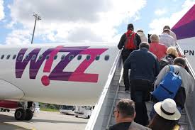 Egy magyarországi székhelyű diszkont légitársaság, melynek tulajdonosa a jersey szigeten bejegyzett wizz air holdings. Wizz Air A Suspendat Cursele Spre Dubai