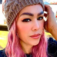 Kitty Queen: album, låtar, konserter