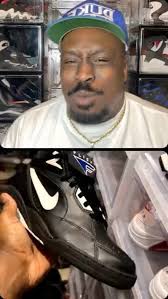 Another Super Dope live, my dawg @he_is_rodney came thru and showed some  HEAT🔥🔥🔥 till next time ✌🏾💙, #sneakers #kicks #sneakercollection  #sneakercollector #sundaylive #sneakerpodcast #podcast ...