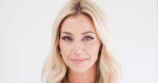 Kimberly Starks's Instagram, Twitter & Facebook