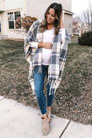 22 Pretty Plaid Outfits To Keep You Warm This Winter Casual Maternity Outfits Plaid Outfits Winter Maternity Outfits