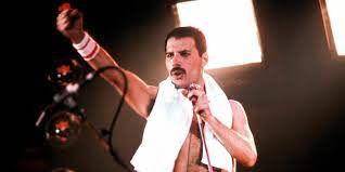 Freddie Mercury: Biography, Musician, Queen Singer