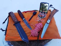 Unabhängig davon, wie lange du unterwegs bist, solltest du über die anschaffung eines überlebensgürtel nachdenken. Termine Einzelbucher Survival Teamevents De