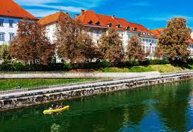 ljuˈbljàːna (), locally also luˈblàːna; Liubliana Ljubljana La Capital De Eslovenia En El Corazon De Europa