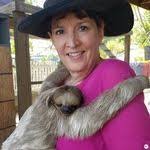 Donna Hinsey's Instagram, Twitter & Facebook