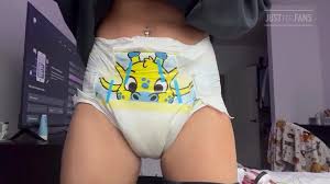 Diaper pee fart.. - ThisVid.com