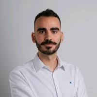 20+ perfiles de «Luis Carbo»