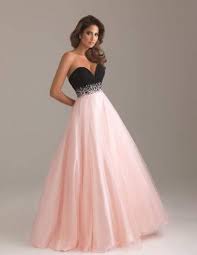 Maybe you would like to learn more about one of these? Kann Man Zur Standesamtlichen Trauung So Ein Kleid Anziehen Standesamt