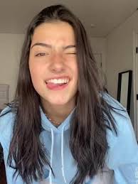 Charlidamelio Charlidamelio Video Music Party Monster The Most Beautiful Girl Aesthetic Girl Famous Girls