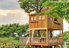 Nestled among a canopy of trees in the ouachita mountains and bordered by a creek, our romantic treehouses are conveniently located only minutes from bathhouse row in downtown hot springs national park, arkansas and northwoods bike trail. Stay Be A Part Of The Forest Tree House