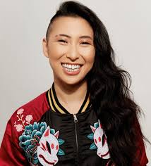 Le molestie sono così crudeli. Buttiamo un po' d'amore su Erika Ishii :  r/dropout