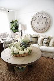 Black And White Fall Decor Ideas 4 Thanksgiving Decor Ideas To Make Guests Feel Welcome Blinds Com Fall Living Room Fall Home Decor Decor