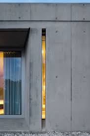 Fenster Stil Ideen Schmale Senkrechte Fenster In Diesem Super Schmale Fenster Konnen Nur E Finestre Design Architettura In Cemento Dettagli Di Architettura