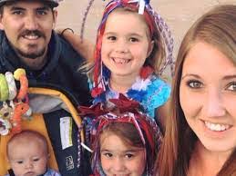 Crystal Durden's Instagram, Twitter & Facebook