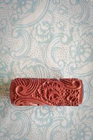 A pro will load thinned 'mud' into a sprayer (a contraption with. Ingenious Embossed Rollers Create Seamlessly Repeating Patterns In One Easy Motion