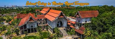 Apartemen yang juga sering disebut street of the sun ini awalnya dibangun sebagai lodge untuk komunitas agama. Muzium Negeri Terengganu Yang Dibina Face Of Terengganu Facebook