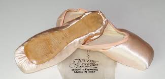 To learn more about freed of london, and other handy information such as attaching ribbons and pointe shoe care. Discontinued Pointe Shoes Pointe Shoe Brands