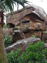 Yonaguni underwater pyramid structure discovered in east china sea off the coast of japan. Yonaguni Wikiwand