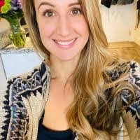 Heather Hetrick's Instagram, Twitter & Facebook