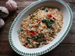 Nasi goreng juga dikenali sebagai hidangan khas di malaysia. Nasi Goreng Ikan Masin Yang Terlajak Sedap Azie Kitchen
