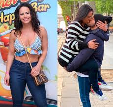 Jun 08, 2021 · uma publicação compartilhada por viviane araujo (@araujovivianne) tudo marcando recentemente, ao publicar um challenge, viviane araújo surgiu usando um top preto com uma calça branca, que acabou deixando as pernas e coxas da atriz toda marcada, além de deixar os seios da famosa quase explodirem. Apos Polemica Viviane Araujo Vai A Festa No Rio De Janeiro E Gracyanne Barbosa Curte Paris Com Belo E Alfineta Blindados Estrelando