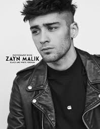 ℤ𝕒𝕪𝕟 𝕄𝕒𝕝𝕚𝕜 Black And White Version Photography Book: Enjoy These 30  High-Res, Exclusive Images Of The Famous Artist, A Great Gift For Loyal  Fans : Jackson, Michael: Amazon.sg: Books