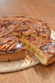 Gateau Breton Aux Pommes Et Caramel Beurre Sale Des Cupcakes Et Bien D Autres Choses Gateau Breton Aux Pommes Gateau Breton Recettes De Cuisine