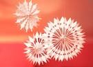 How to make paper snowflakes 3d <?=substr(md5('https://encrypted-tbn0.gstatic.com/images?q=tbn:ANd9GcS-av_1OahJfeywH2N6fraJkuVvJtDaqPYQpsIPYcScTiFC1PoCaNt50Wc'), 0, 7); ?>