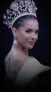 Hayati INDONESIA 🇮🇩🤍✨, • Luciendo perfecta nuestra Miss International  2023 en la final del @officialputeriindonesia , Nuestra espectacular reina  luce un tradicional #kebaya realizado por ...