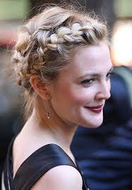 Tac Orgu Topuz Modeli 2019 Hairstyles Hairstyles2019 Haircolor Haircolor2019 Hairtrends Hairtrends2019 Gelin Sac Modelleri Sac Sac Ve Guzellik