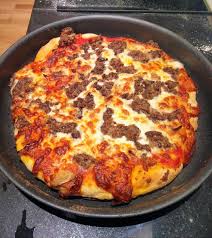 Haggis Red Onion And Mushroom Deep Pan Pizza Pizza Food Foodporn Yummy Love Dinner Salsa Recipe Lamb Recipes Pan Pizza Onion Recipes