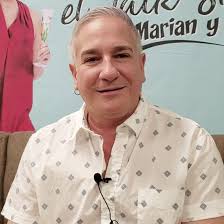 MUERE EL COMEDIANTE DE Wapa TV ALBERT RODRÍGUEZ. Según los informes, su  cuerpo fue encontrado en su residencia. 😔 Descanse en paz. #MoluscoNews  #ELMoluscoDePuertoRico 🎧