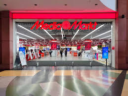 Alison brie nøgen populære Hailey Baldwin Bieber