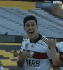 O atacante pedro testou positivo para covid, e o flamengo aguarda até o fim desta tarde o resultado da contraprova. Pedro Gifs Tenor