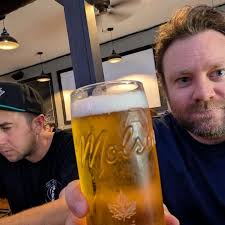 The Loose Goose Restopub & Lounge