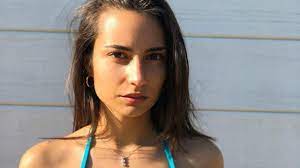 Teletha tessa testarossa ( テレサ・テスタロッサ , teresa tesutarossa ) is the captain and creator of the tuatha de danaan submarine and dana, the sub's artificial intelligence. Fidanzata Di Manuel Locatelli Eta Vita Privata E Teddy
