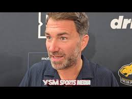 Rasheed Johnson trains with Mark Rosa at Pivot Boxing Academy