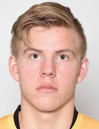 Jens petter hauge (born 12 october 1999) is a norwegian footballer who plays as a left midfield for italian club milan, and the norway national team. Jens Petter Hauge Fifa Football Gaming Wiki Fandom