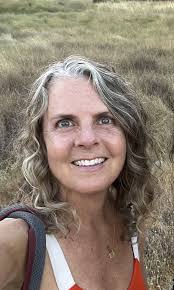 Erin Carper's Instagram, Twitter & Facebook