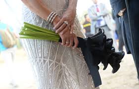 Prime minister boris johnson has scrapped the 30 person limit on wedding ceremonies and receptions in a bid to offset the decision to prolong longdown restrictions for up to a month. Vrrvyx3x6bsvmm