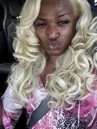 Hi my name is Robbie and thro I am in my 60s I love kdramas and kpop  singers. And Rowoon is one of them.