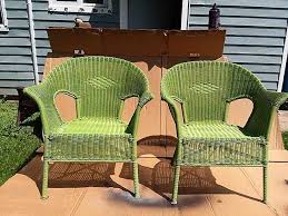 How To Spray Paint Resin Wicker Chairs If You Dare In 2020 Wicker Chairs Painting Wicker Furniture Wicker