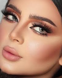 كن سعيدا بما تملك بينما تسعى لامتلاك ماتريد makeu beauty shoot eye makeup beauty makeup